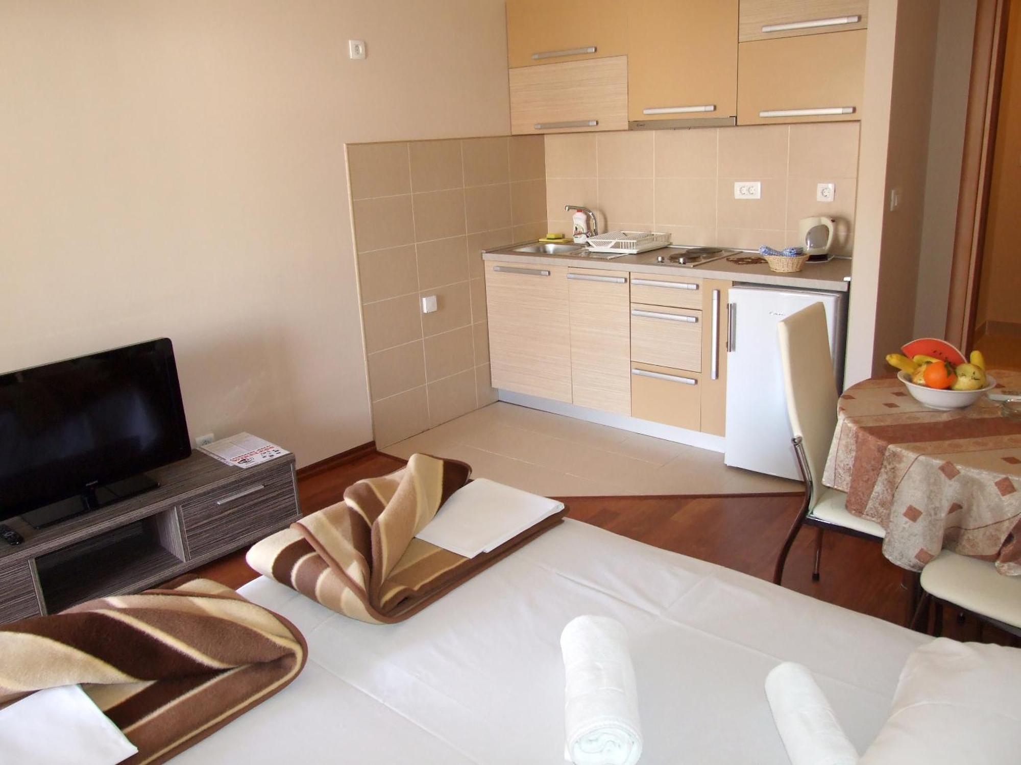 Apartments Oaza 2 Petrovac 객실 사진