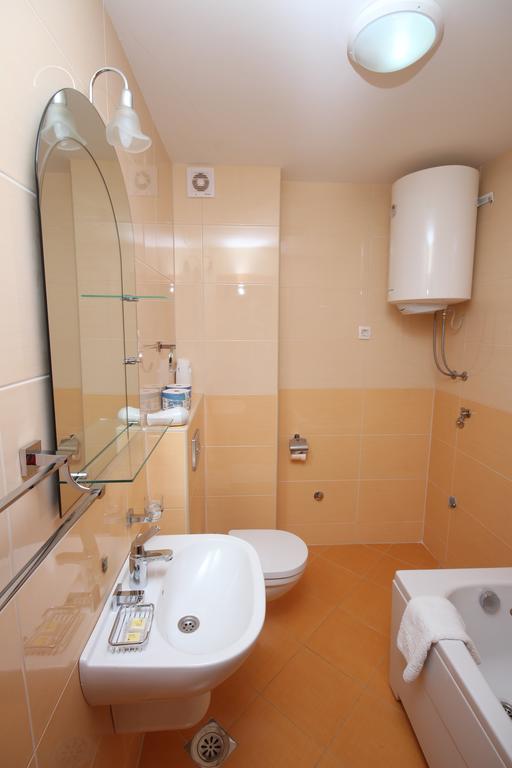 Apartments Oaza 2 Petrovac 객실 사진