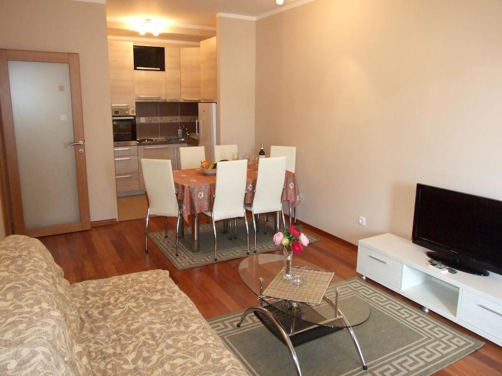 Apartments Oaza 2 Petrovac 객실 사진