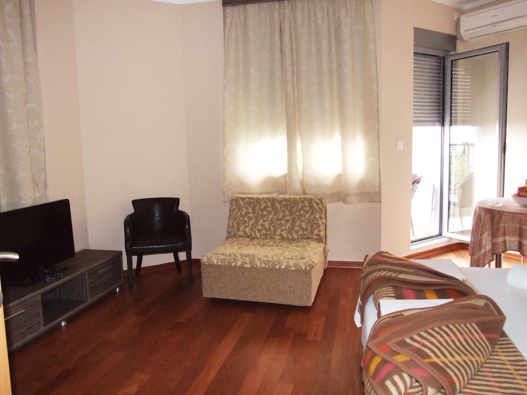 Apartments Oaza 2 Petrovac 객실 사진