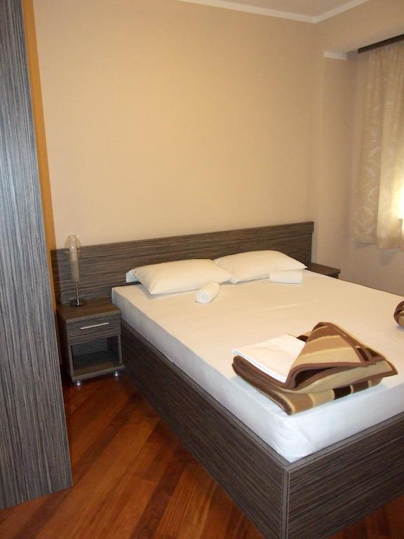 Apartments Oaza 2 Petrovac 객실 사진
